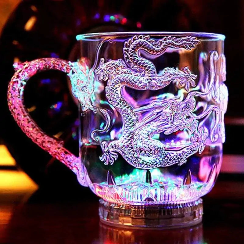 Tasse d'eau clignotante LED Motif Dragon Mug
