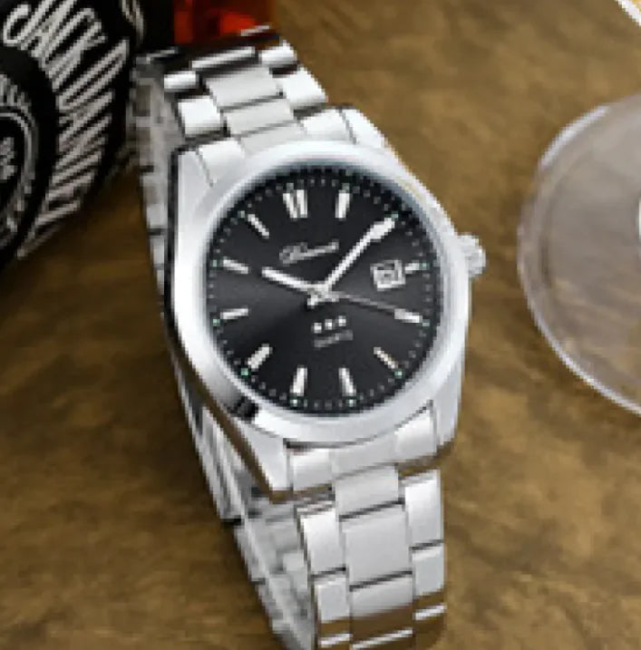 Montre en acier intemporelle