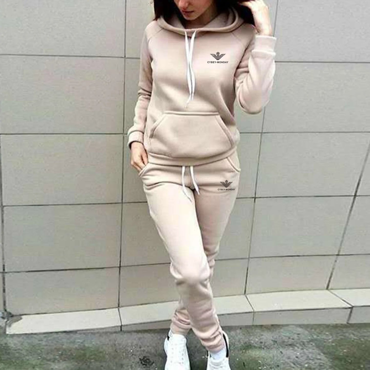Ensemble à capuche deux pièces d'automne et d'hiver pour femmes