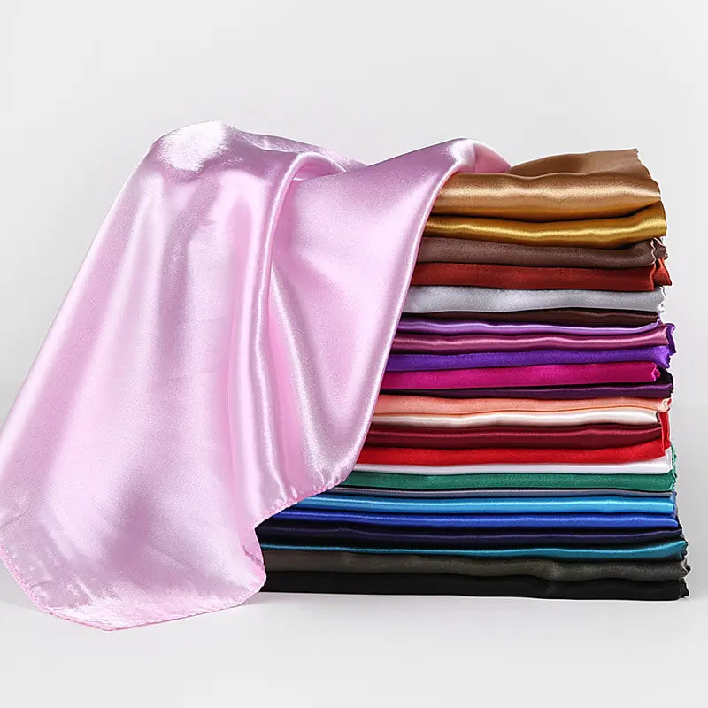 Foulard foulard en soie de couleur unie