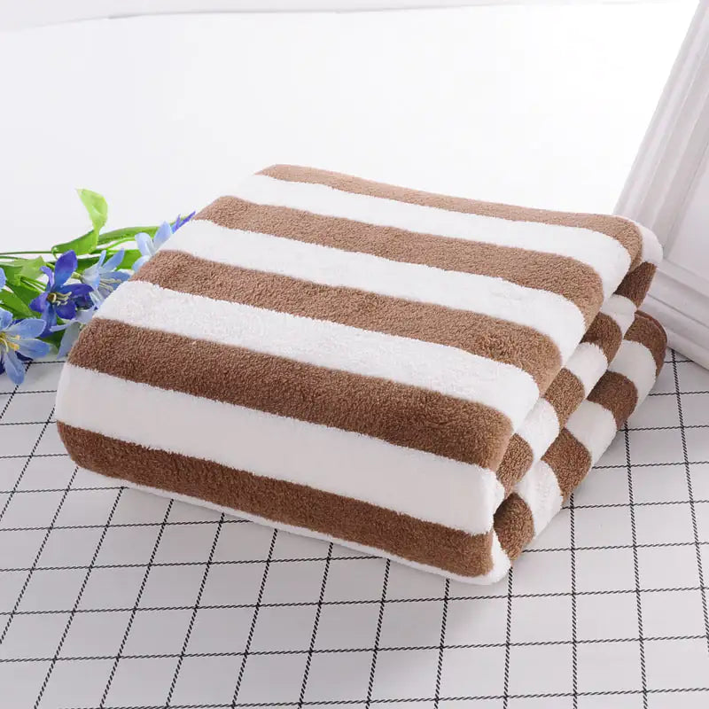 Serviettes de bain en velours corail