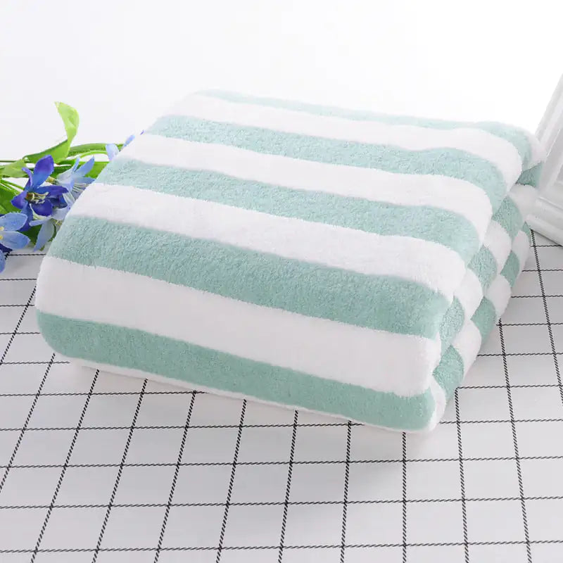 Serviettes de bain en velours corail