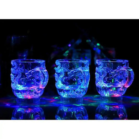 Tasse d'eau clignotante LED Motif Dragon Mug