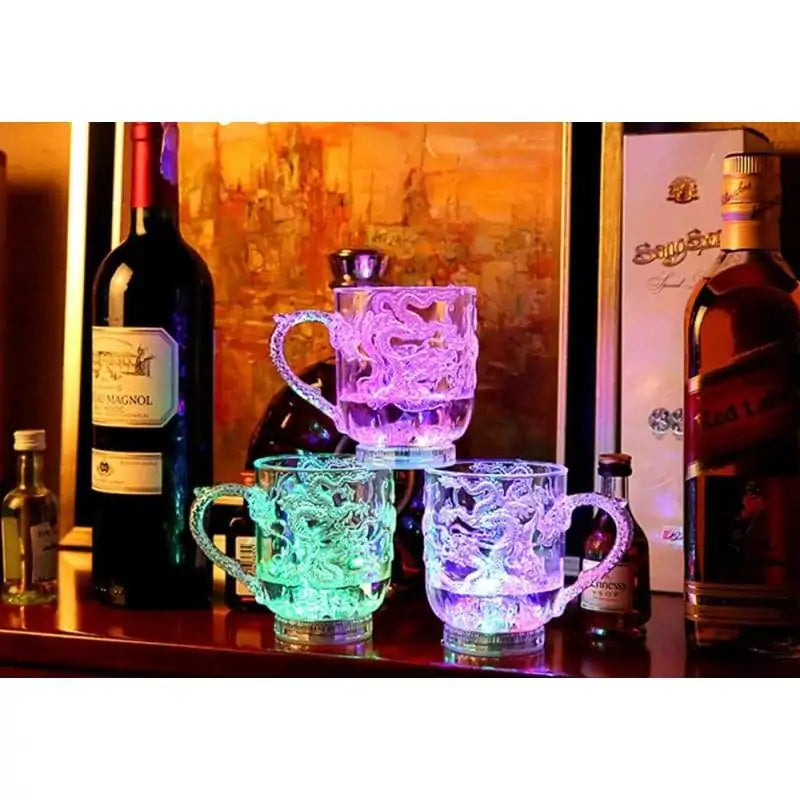 Tasse d'eau clignotante LED Motif Dragon Mug