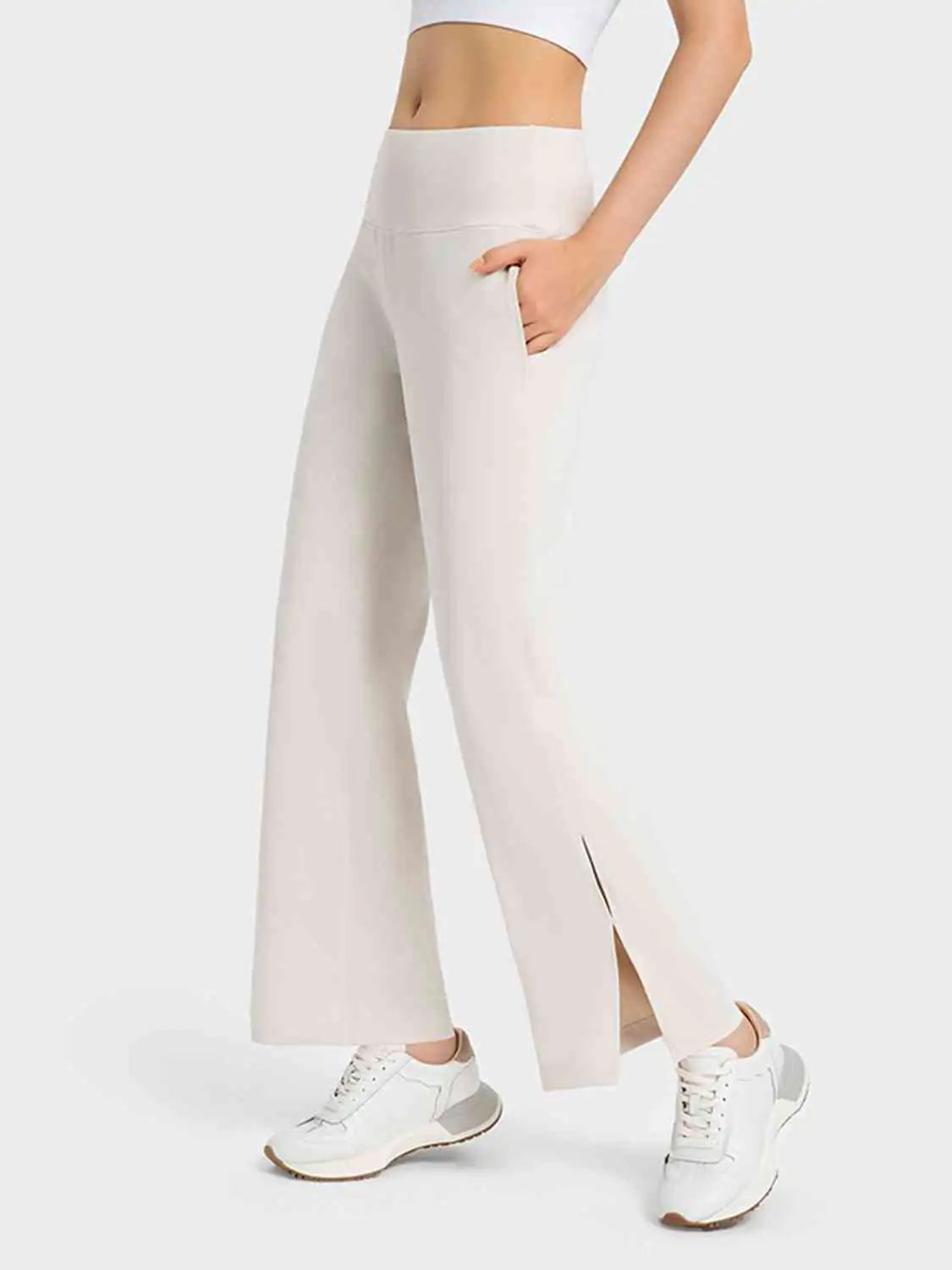 Pantalon de sport à fente