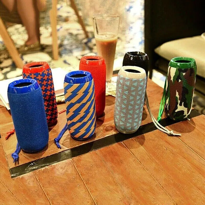 Haut-parleur Bluetooth Sans Fil Étanche Extérieur Stéréo Basse USB/TF/FM Radio LOUD