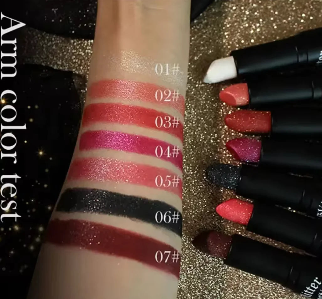 Glitter Luxe : Collection de rouges à lèvres imperméables à l'humidité de 7 couleurs