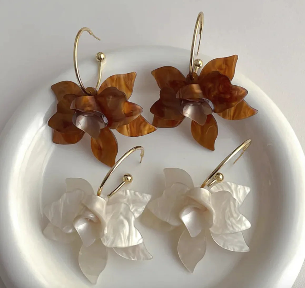 Boucles d'oreilles élégantes de luxe de haute qualité