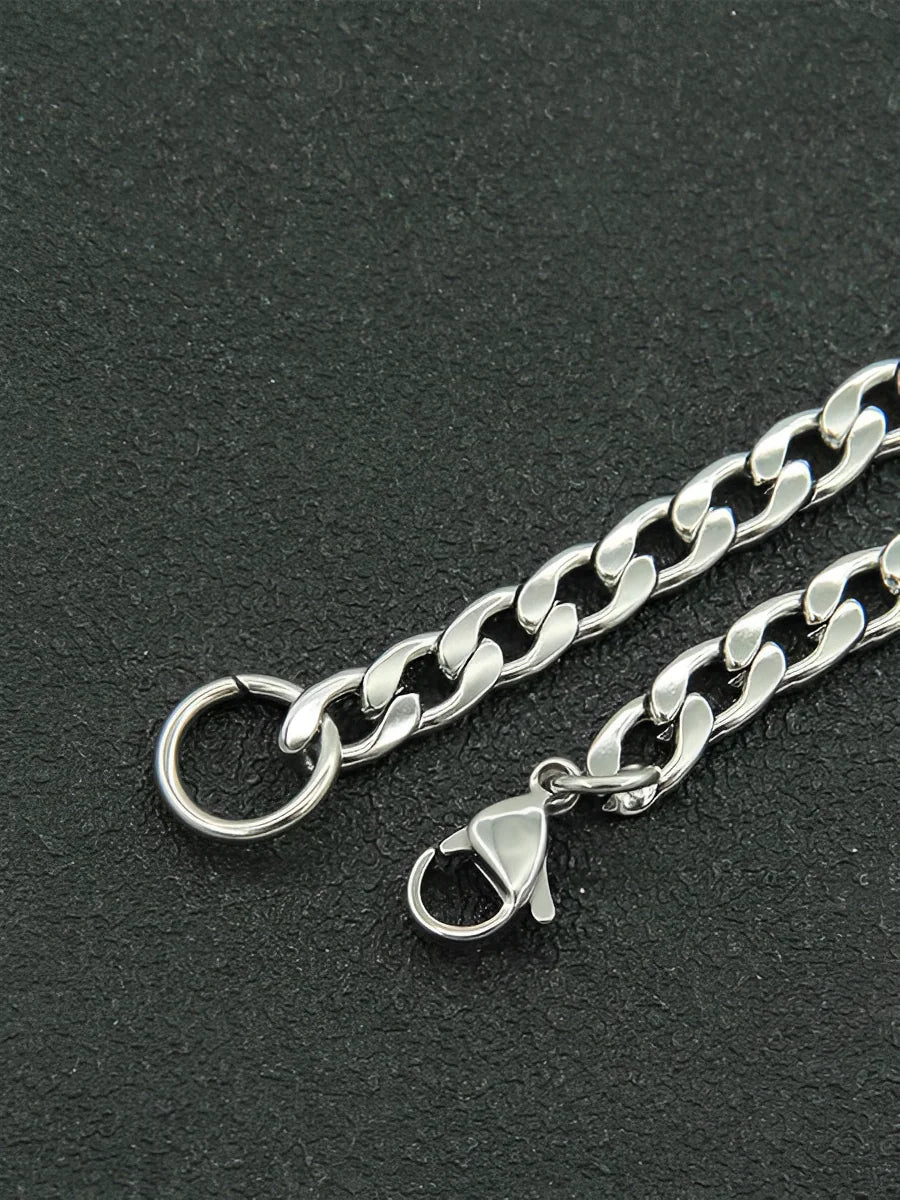Le collier pendentif en acier inoxydable avec diamant